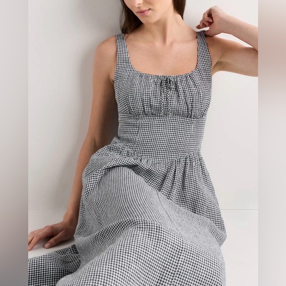 Quince Dresses & Skirts - Quince 100% European Linen Corset Midi
Dress